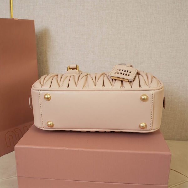 MIUMIU Medium Arcadie matelasse nappa Bag(HIGH-END GRADE) - Image 6