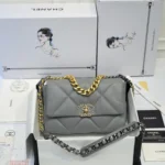 CHANEL 19 HANDBAG - Image 6