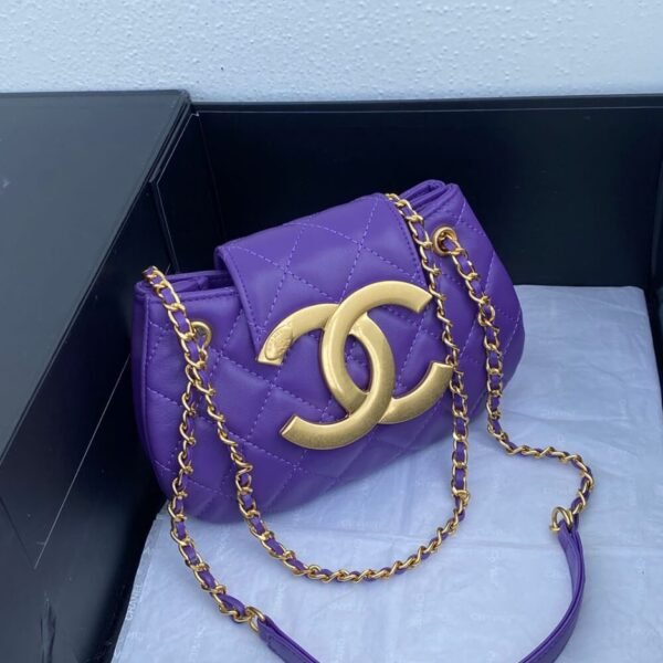 CHANEL SMALL MESSANGER BAG - Image 3