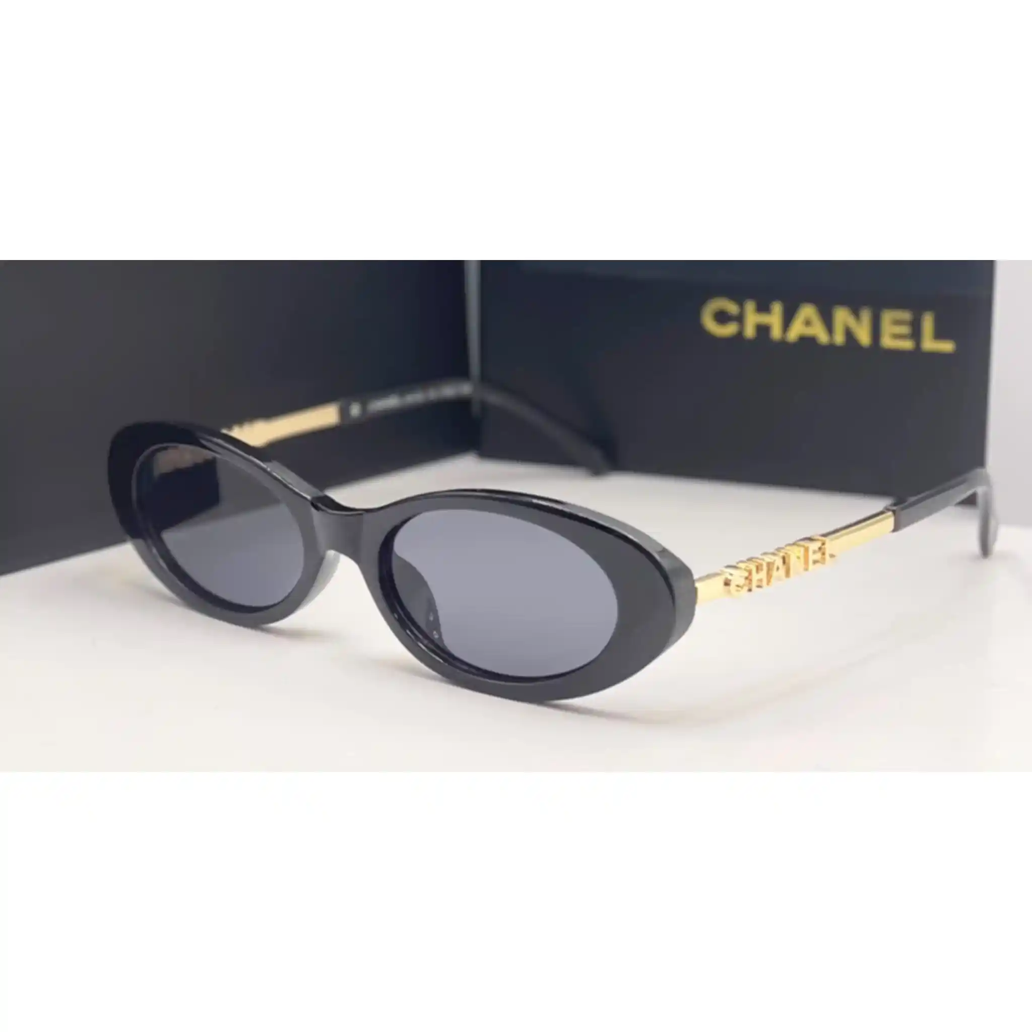 photo-output9 Chanel Sunglasses - Image 1