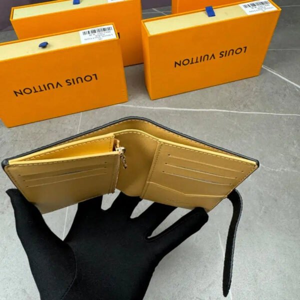 Wallet - Image 6
