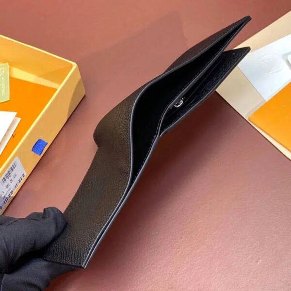 Wallet - Image 5
