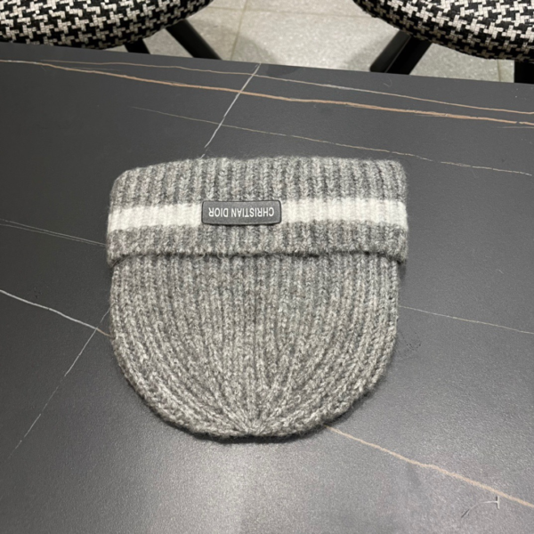 DR09052 - Image 3