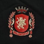 ⁦شورت رياضي أسود مطرز بشعار «Balenciaga Football Crest»⁩ - الصورة ⁦7⁩