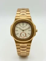 ساعة Patek Philippe Nautilus ذهبي وأبيض بحركة كوارتز تعمل بالبطارية